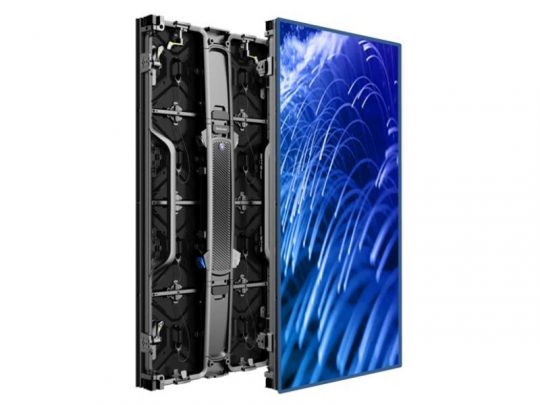 Unilumin URMIII 03 BF LED Wand Modul 3.9mm rent digital display panel, measuring 0.50x1.00m, shown at an angle with the screen facing right displaying blue abstract lines, and the back side exposed to reveal internal electronics and modular structure.